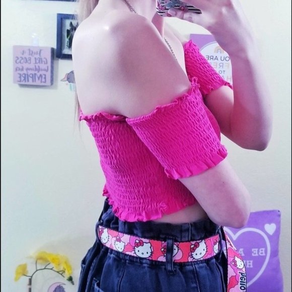 Zara Trafaluc Bright Pink Off Shoulder Ruched Cap Sleeve Crop Top - Picture 4 of 7